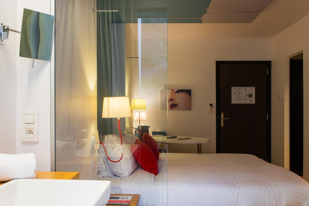 Hotel The Royal Snail นามูร์ ภายนอก รูปภาพ