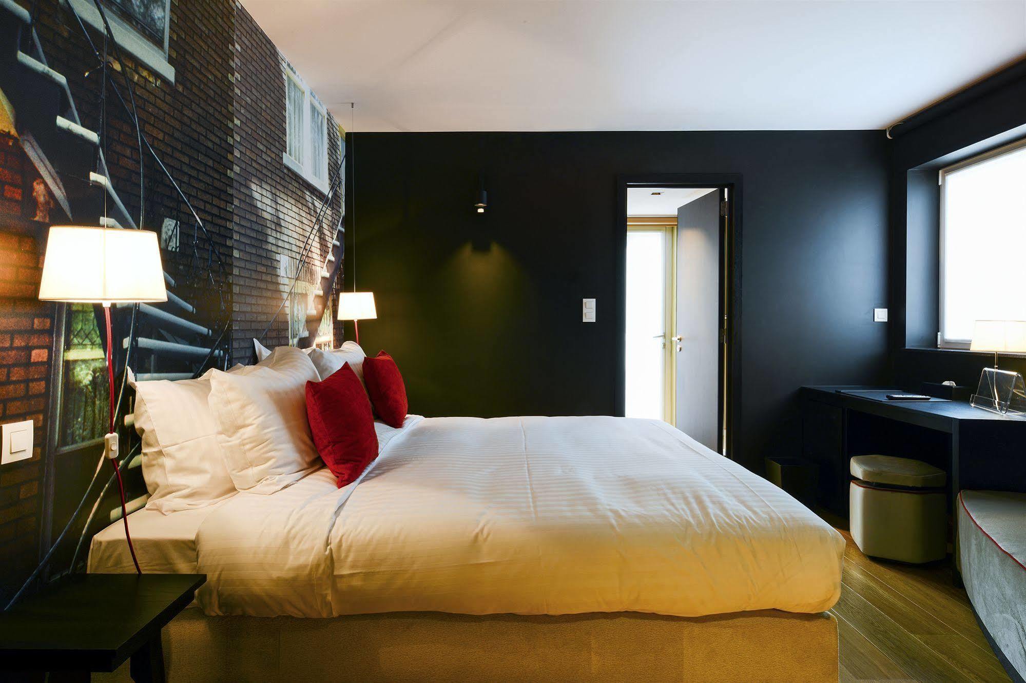 Hotel The Royal Snail นามูร์ ภายนอก รูปภาพ